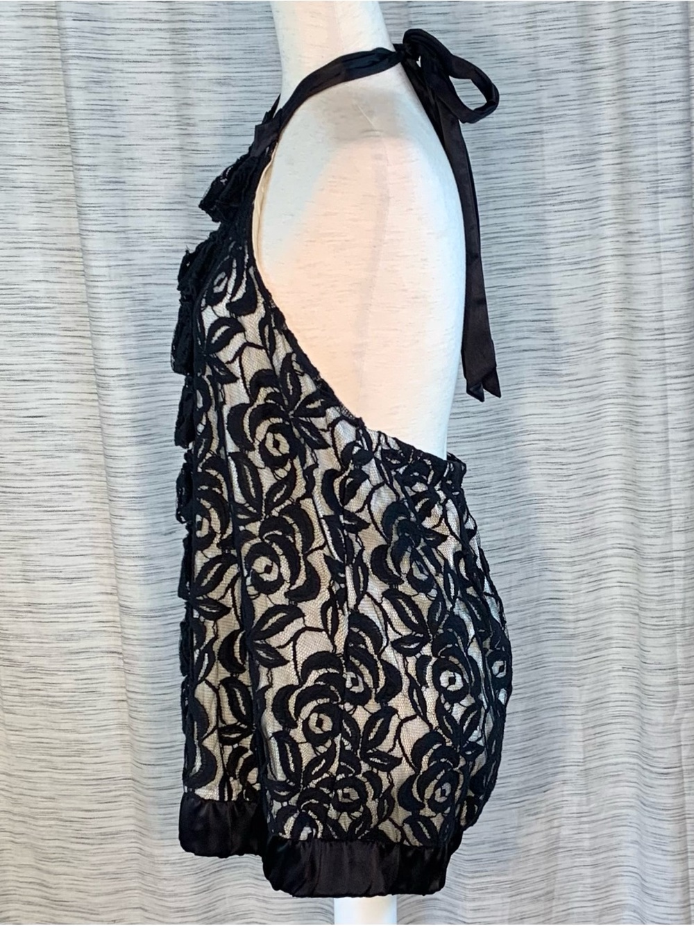 Lu Lu Lame black lace with white lining halter top. - Picture 7 of 15